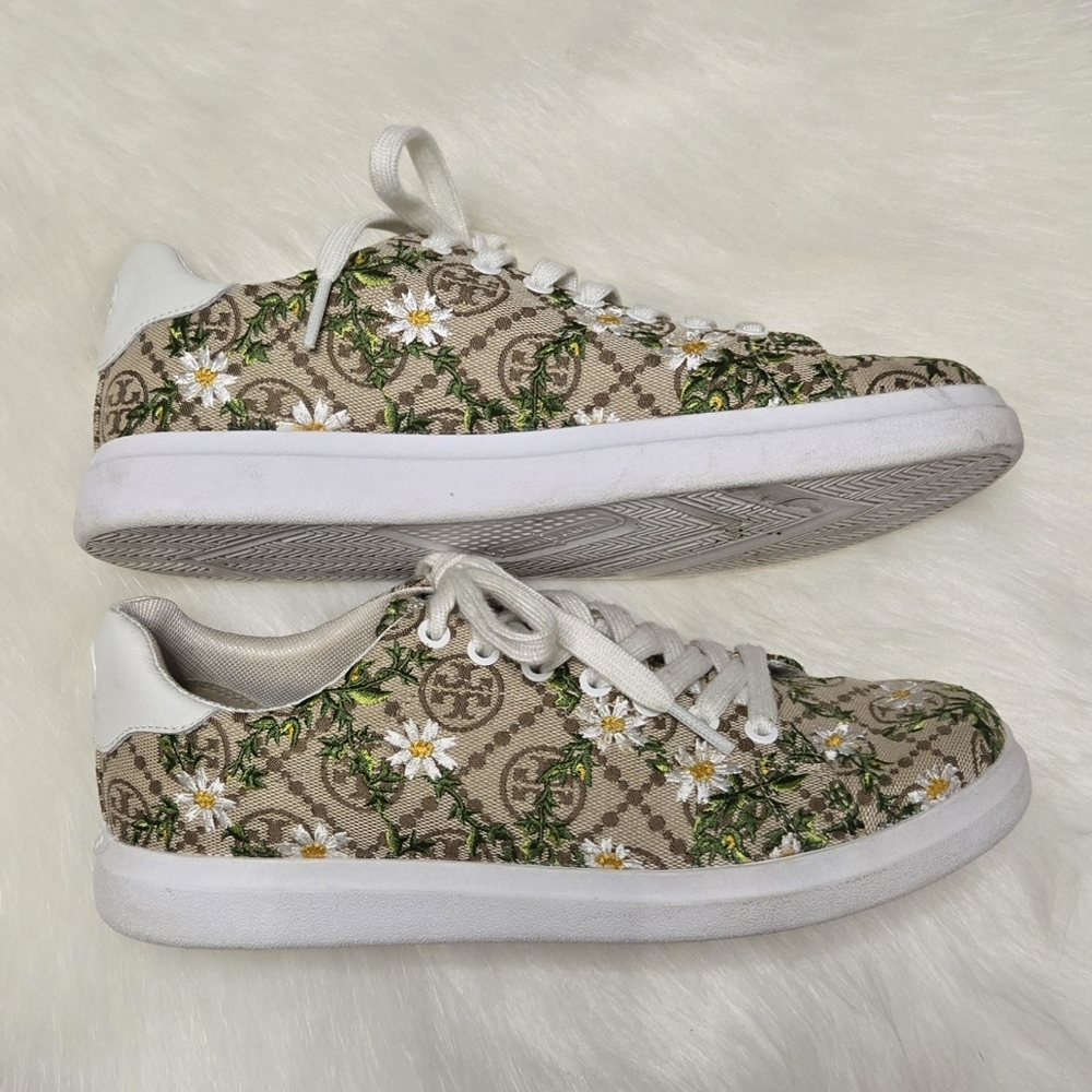 Tory Burch Howell Court Monogram Daisy Floral Sneakers Shoes - Picture 4 of 9